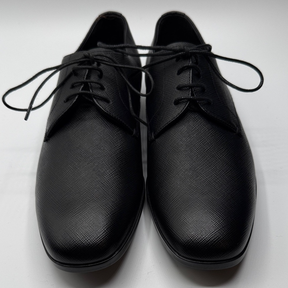 Prada Men's Black Textured Leather Plain Toe Derby Shoes Size 7
